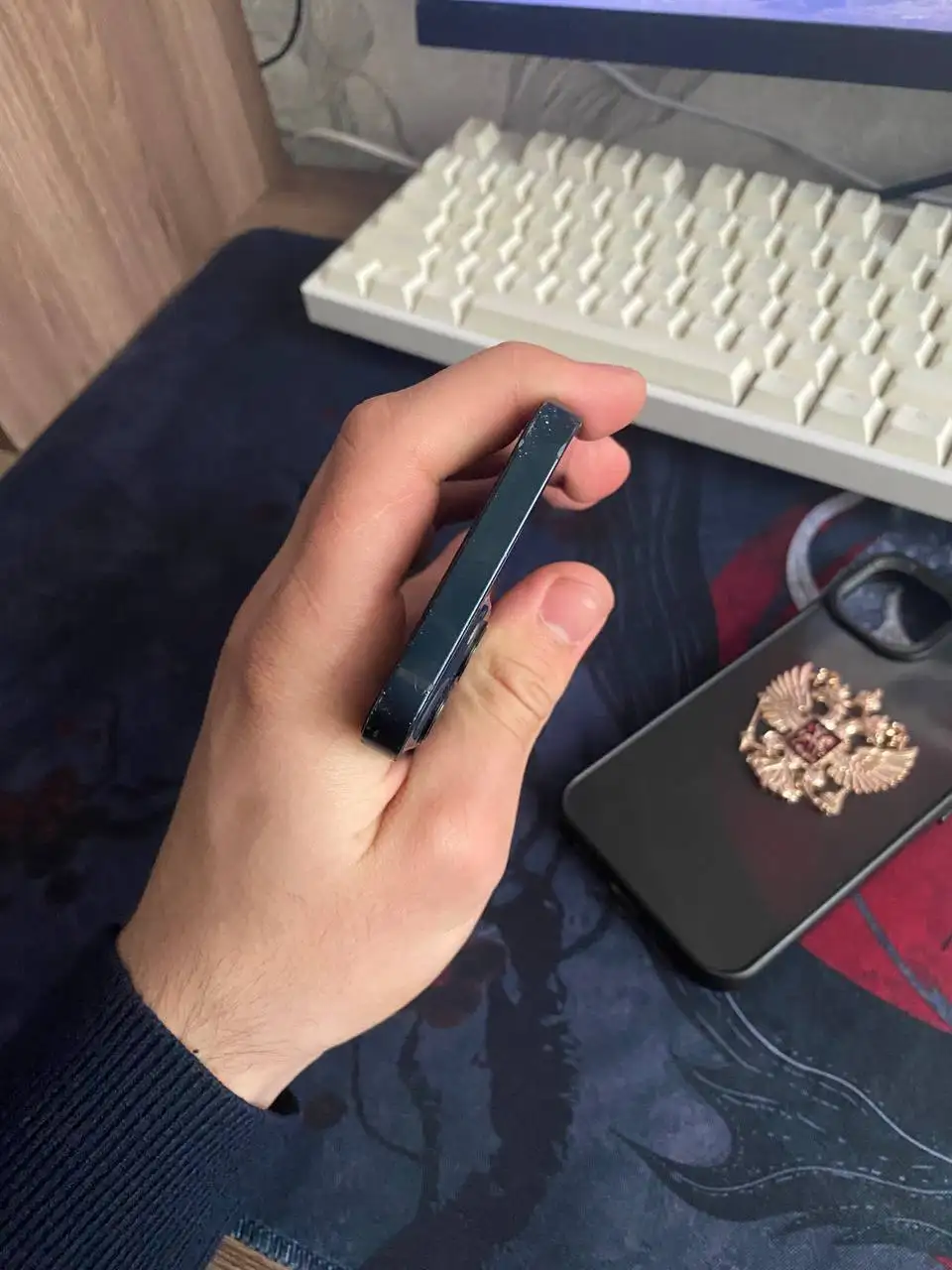 IPhone 13 128gb с замененным экраном и аккумулятором - Смартфоны (Электроника) в Махачкала