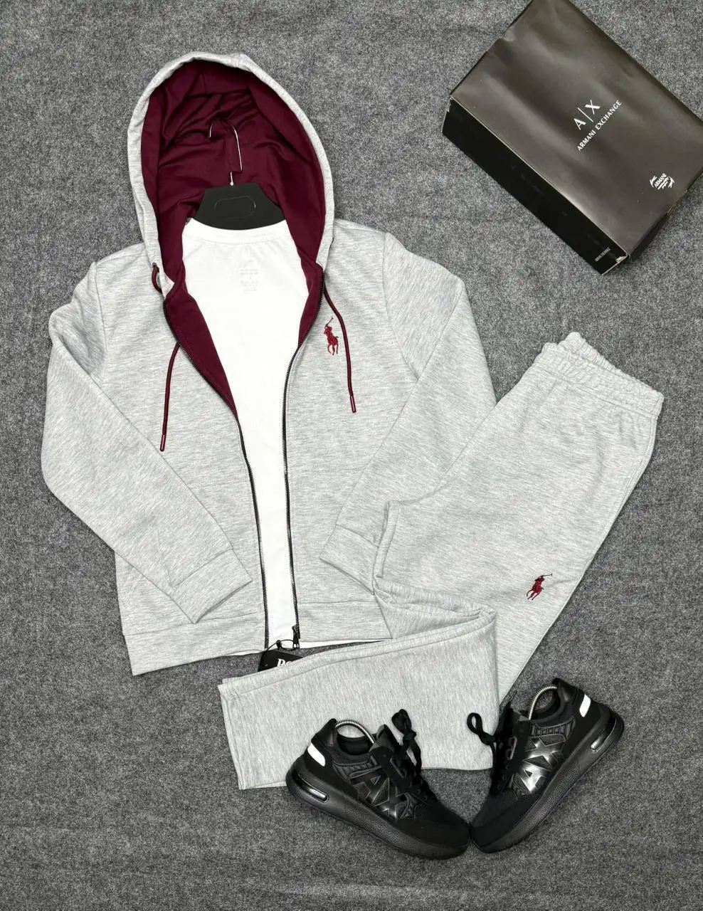 Костюмы Polo на весну с вышитыми логотипами - Костюмы (Одежда) в Махачкала