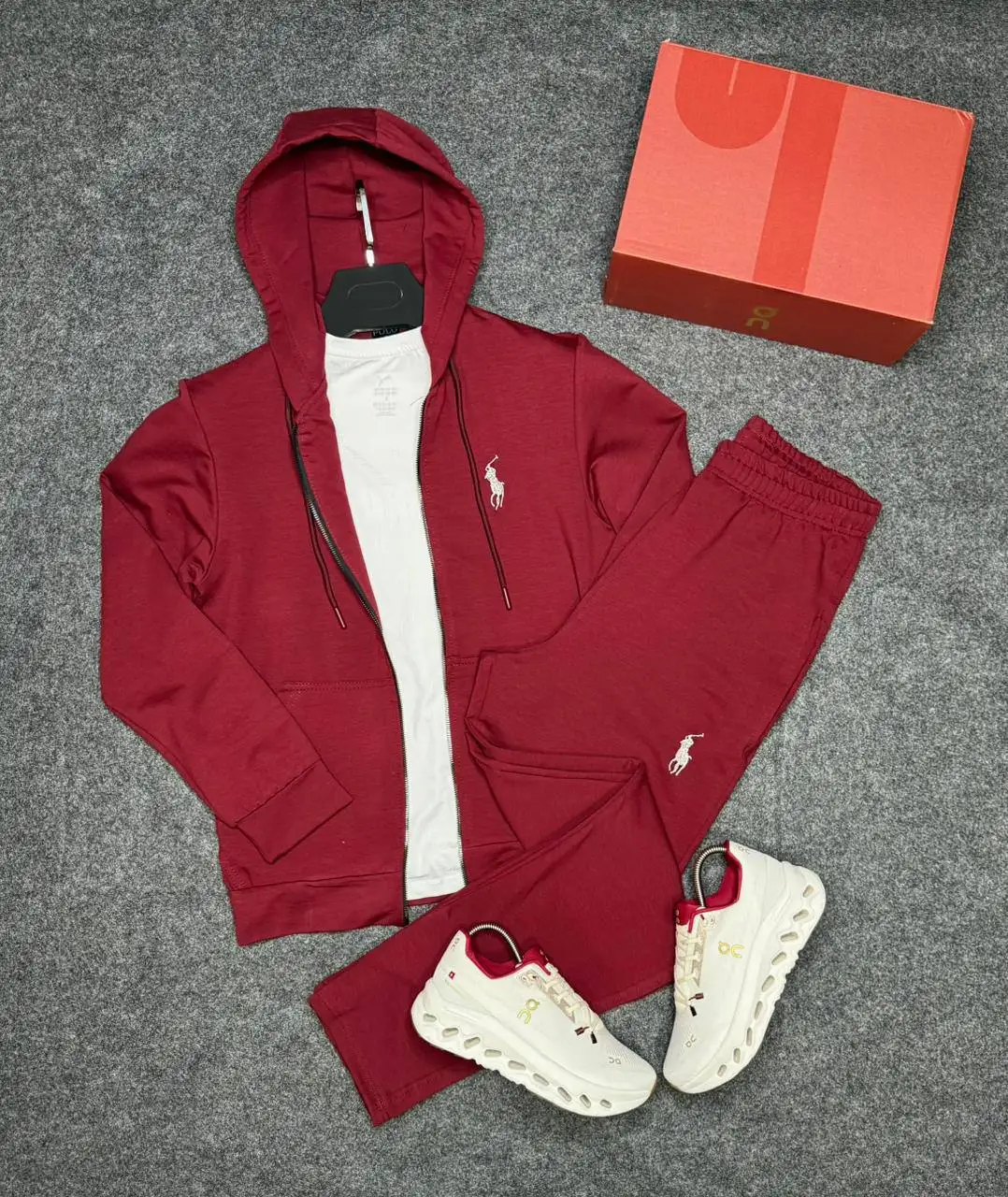 Костюмы Polo на весну с вышитыми логотипами - Костюмы (Одежда) в Махачкала