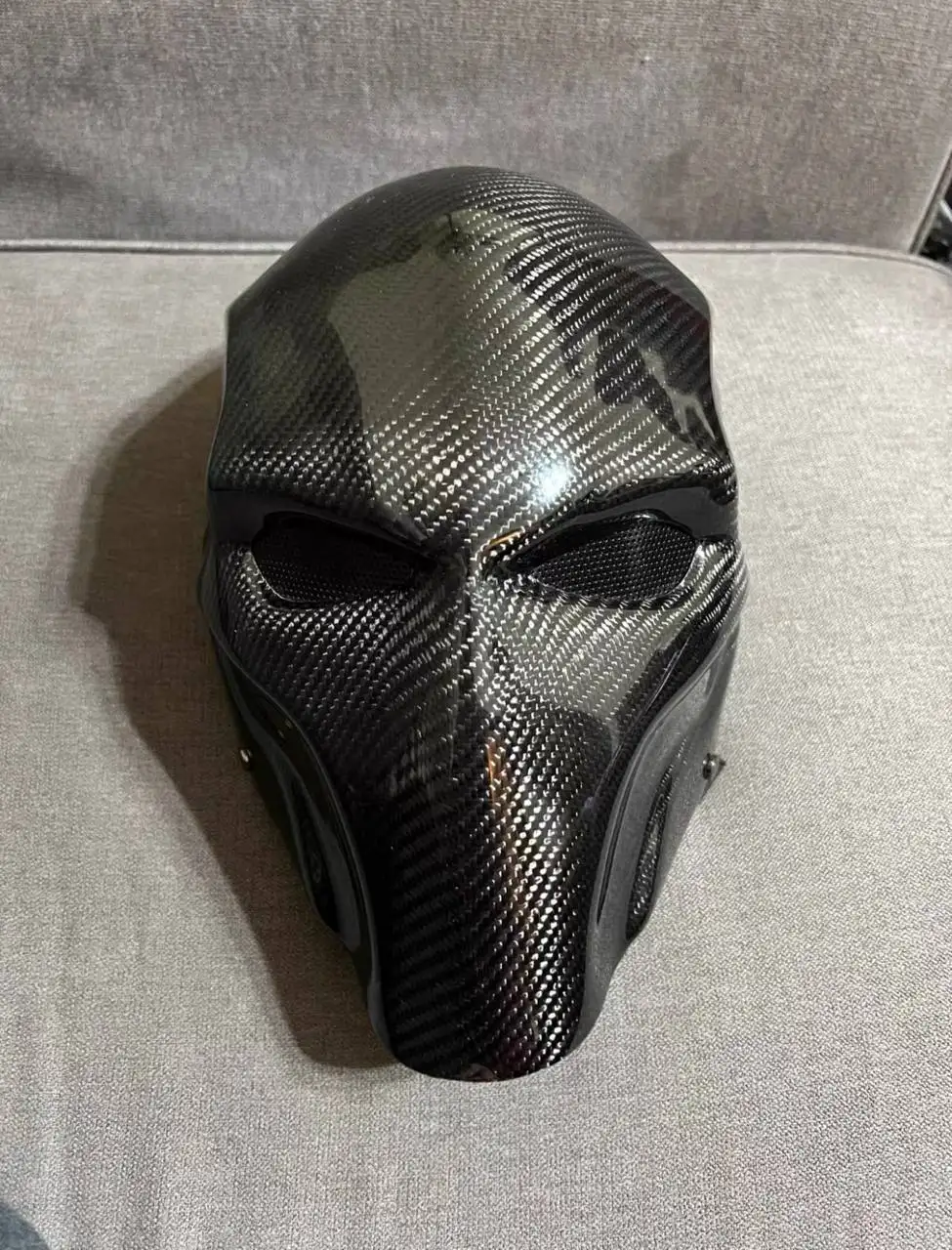 Продам маску карбон - Барахолка в Махачкала