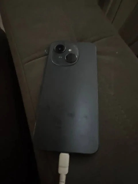 Смартфон Tecno Go 1 128GB - Мониторы в Махачкала