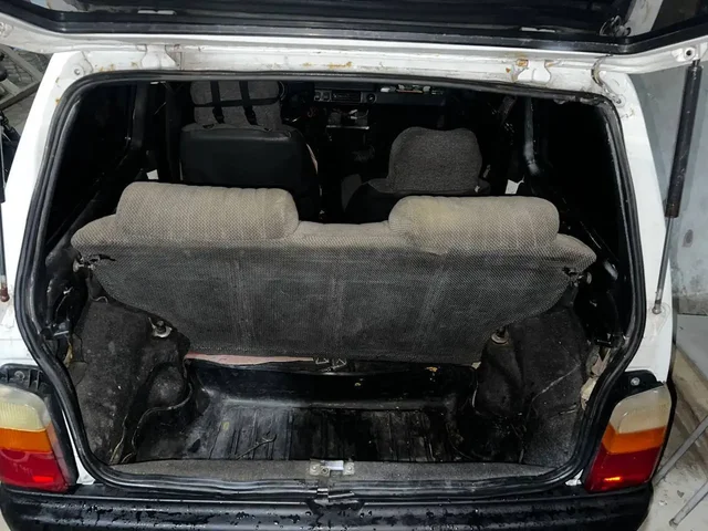 Продажа автомобиля 2003 года выпуска - Шины и диски в Махачкала