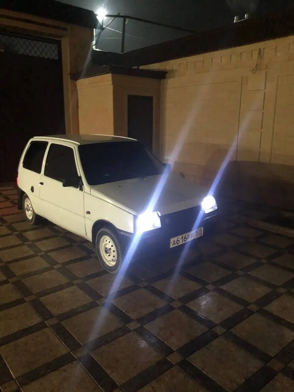 Продажа автомобиля 2003 года выпуска - Авто в Махачкала