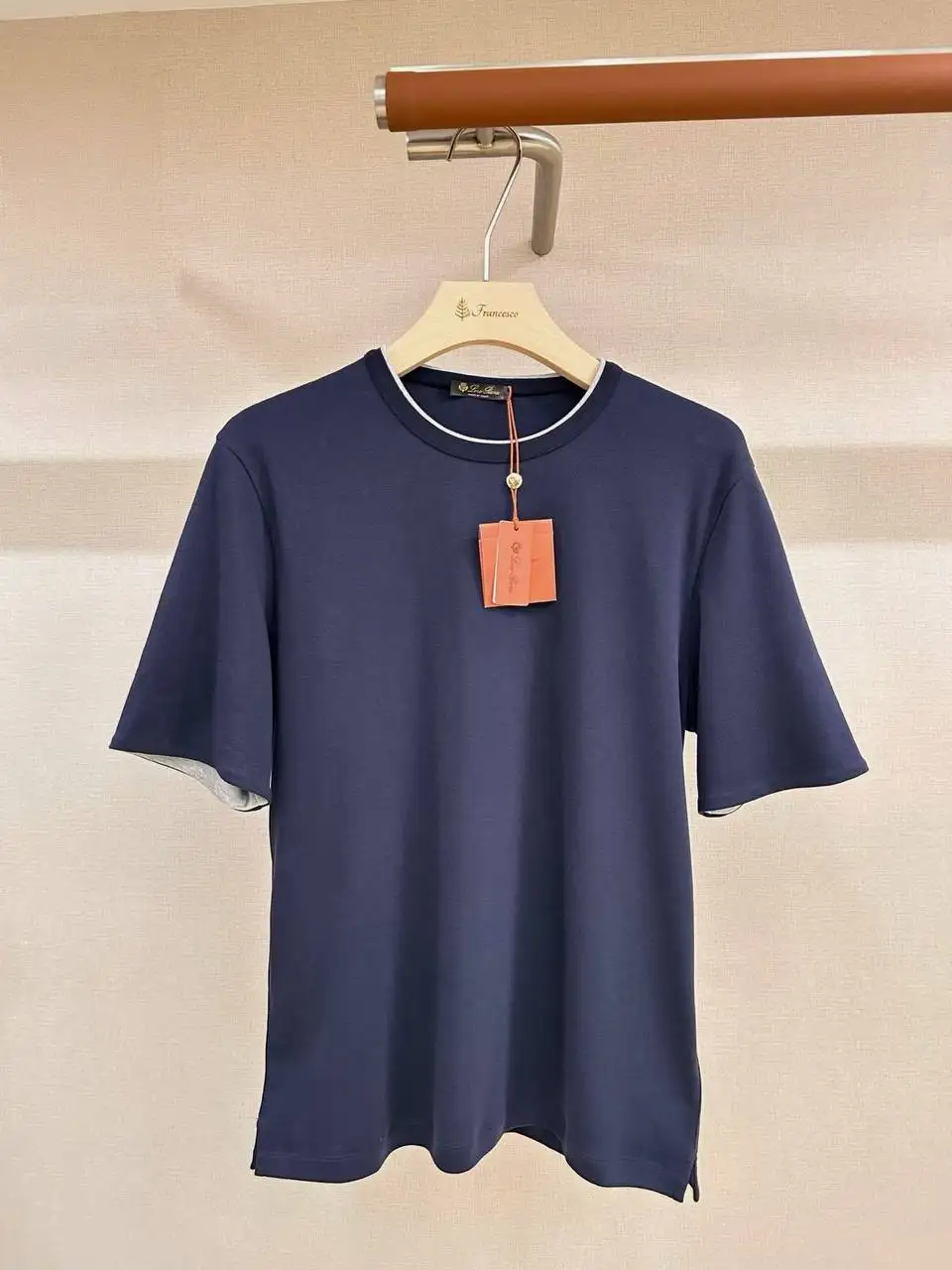 Классическая футболка Loro Piana - Футболки (Одежда) в Махачкала