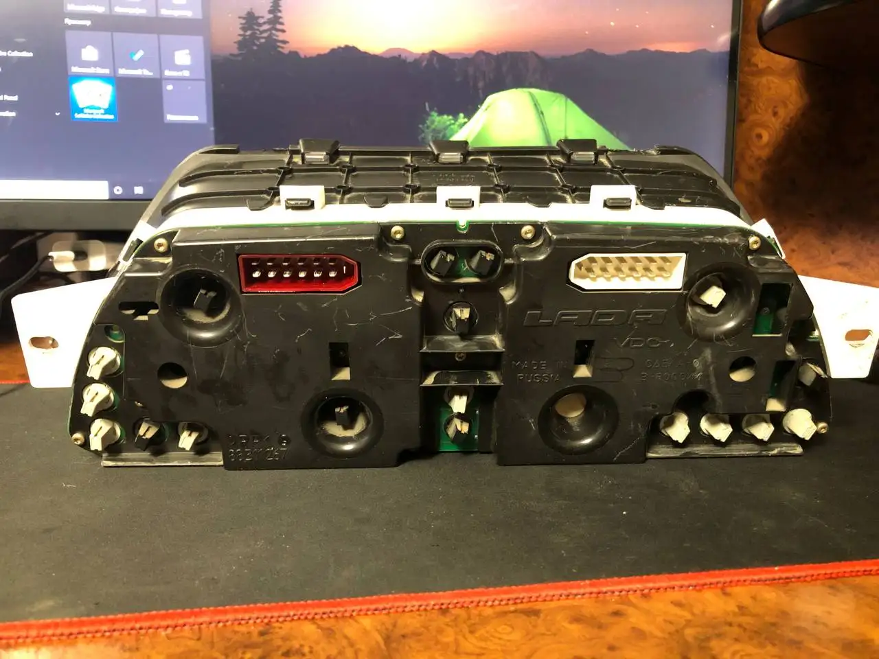 Продам запчасти с ВАЗ 2110-2112 - Автозапчасти (Запчасти) в Махачкала