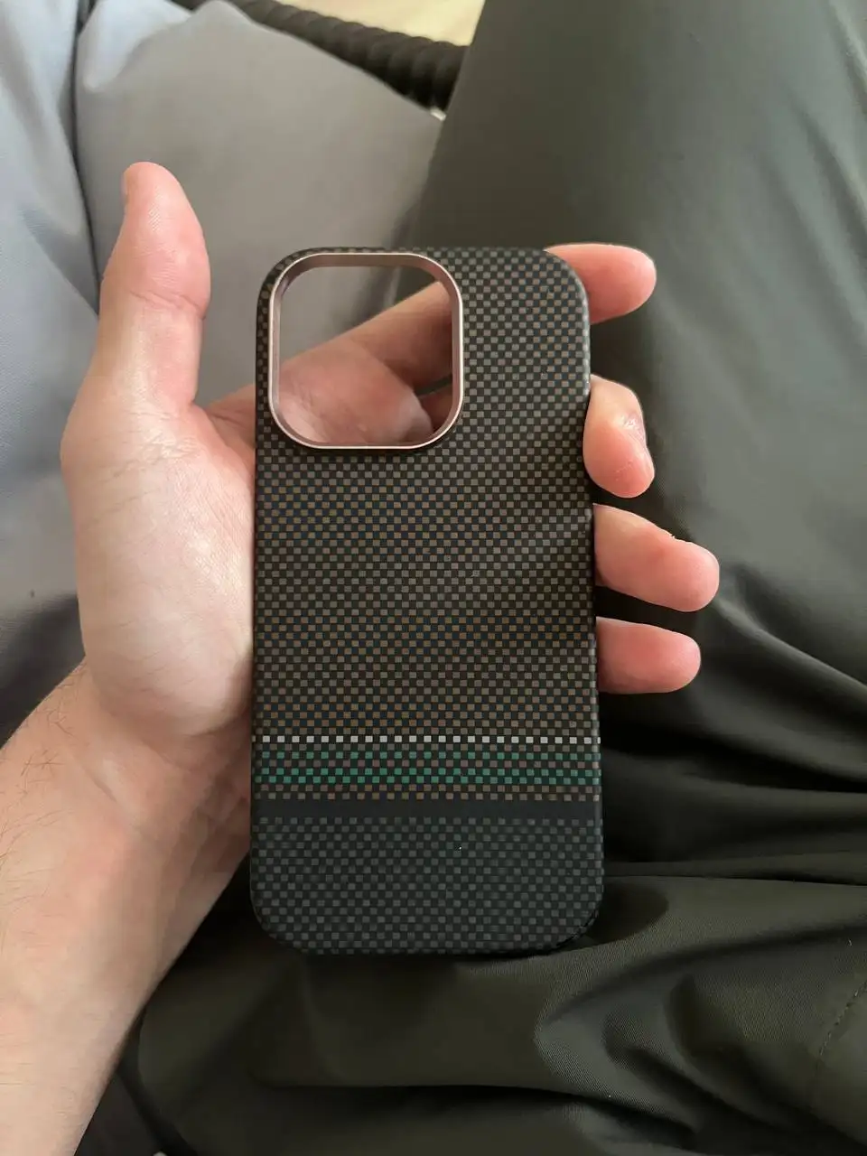 Чехлы Pitaka для iPhone 16 Pro - Барахолка в Махачкала