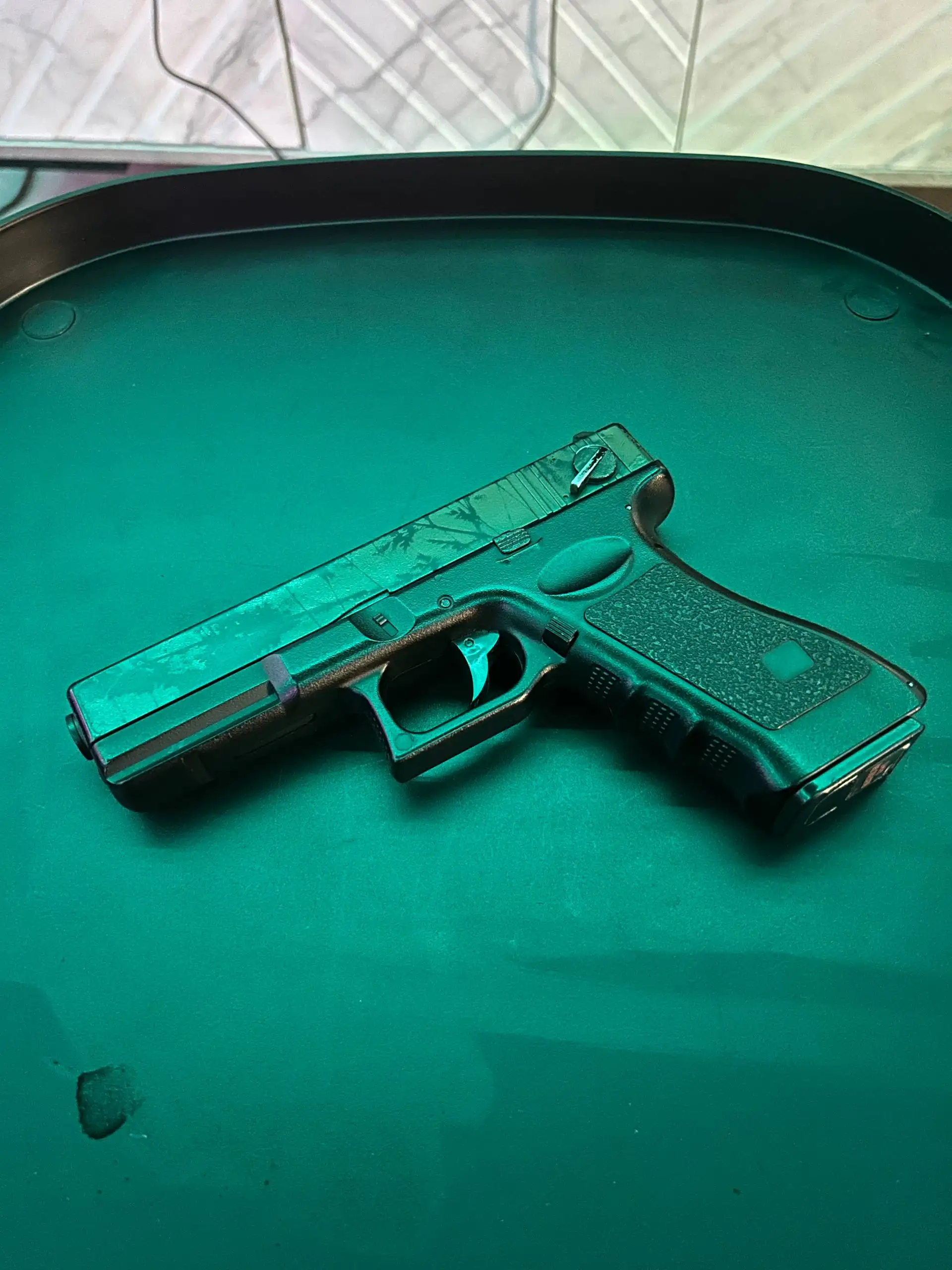 Страйкбольный пистолет Glock 17 электрический - Страйкбол (Хобби и отдых) в Махачкала