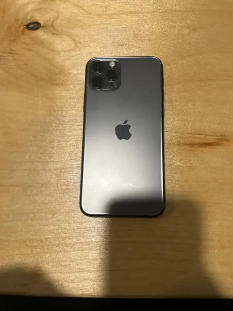 Продам iPhone 11 Pro 256ГБ - Смартфоны и телефоны в Махачкала