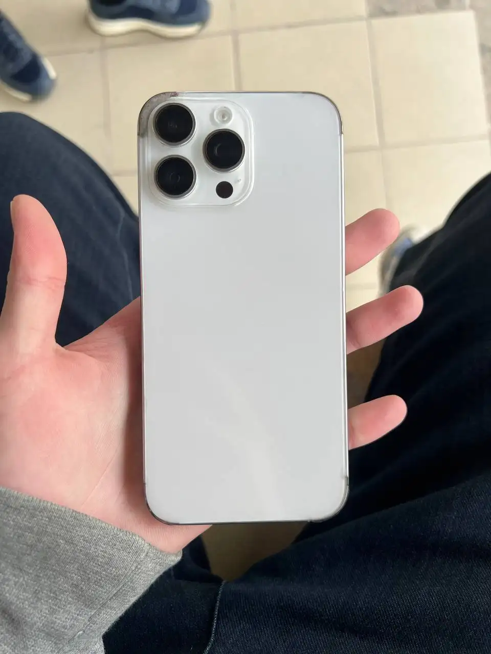 iPhone 16 Pro Max 256GB белый - Смартфоны и гаджеты (Электроника) в Махачкала