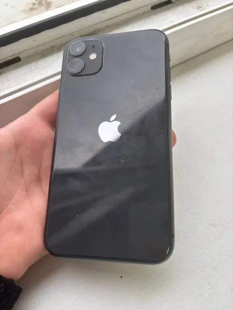 iPhone 11 64 ГБ, меняный аккумулятор - Электроника в Махачкала