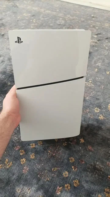 Продажа PS5 Slim в хорошем состоянии - Электроника в Махачкала