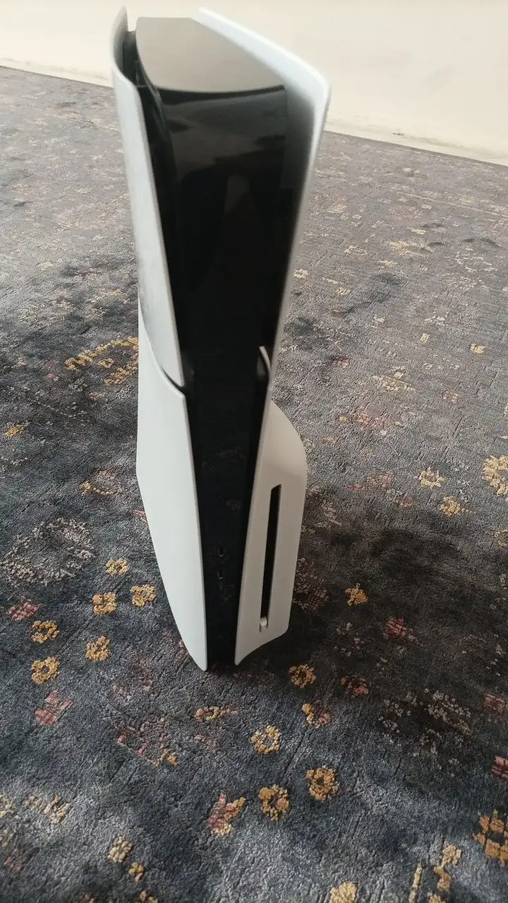 Продажа PS5 Slim в хорошем состоянии - Игровые консоли (Электроника) в Махачкала