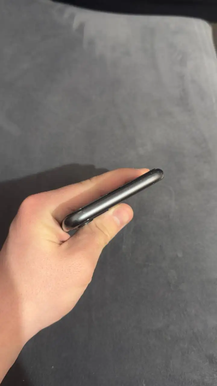 iPhone 11 128GB черный - Мобильные телефоны (Электроника) в Махачкала