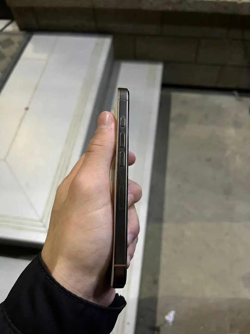 Продажа iPhone 16 Pro 256GB Desert - Смартфоны и аксессуары (Электроника) в Махачкала