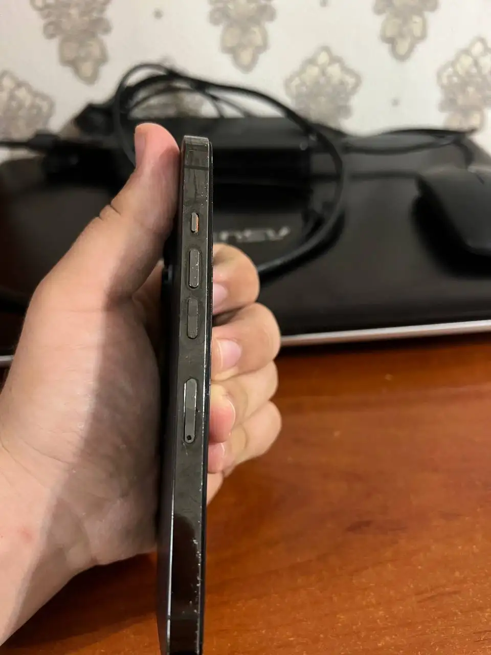 iPhone 13 Pro 128GB, Неисправен (Не видит SIM) - Смартфоны и телефоны (Электроника) в Махачкала