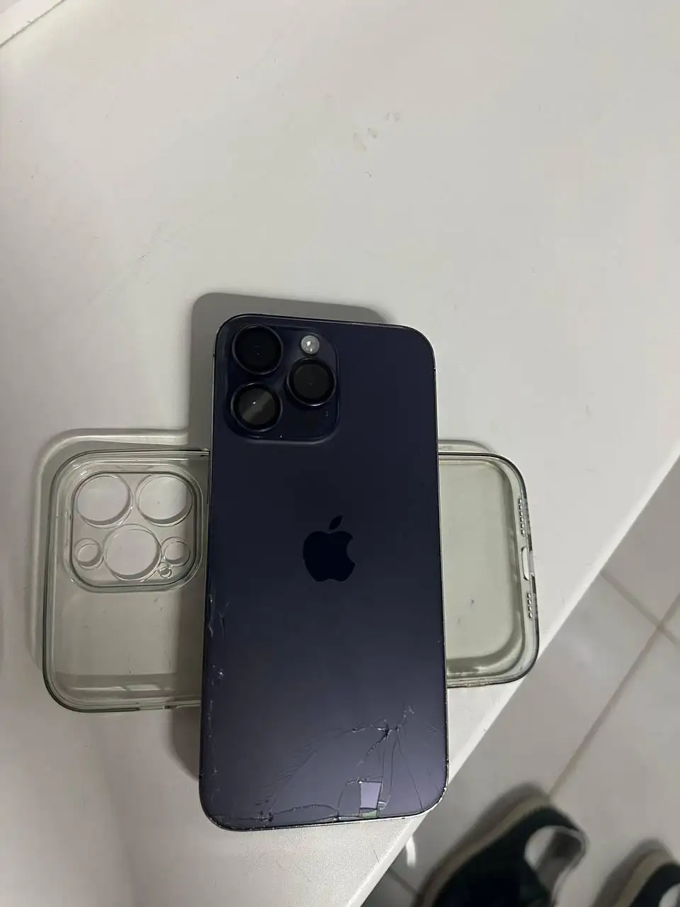 iPhone 14 Pro Max 128GB (SIM+eSIM) с разбитым задним стеклом - требуют замены - Смартфоны (Электроника) в Махачкала