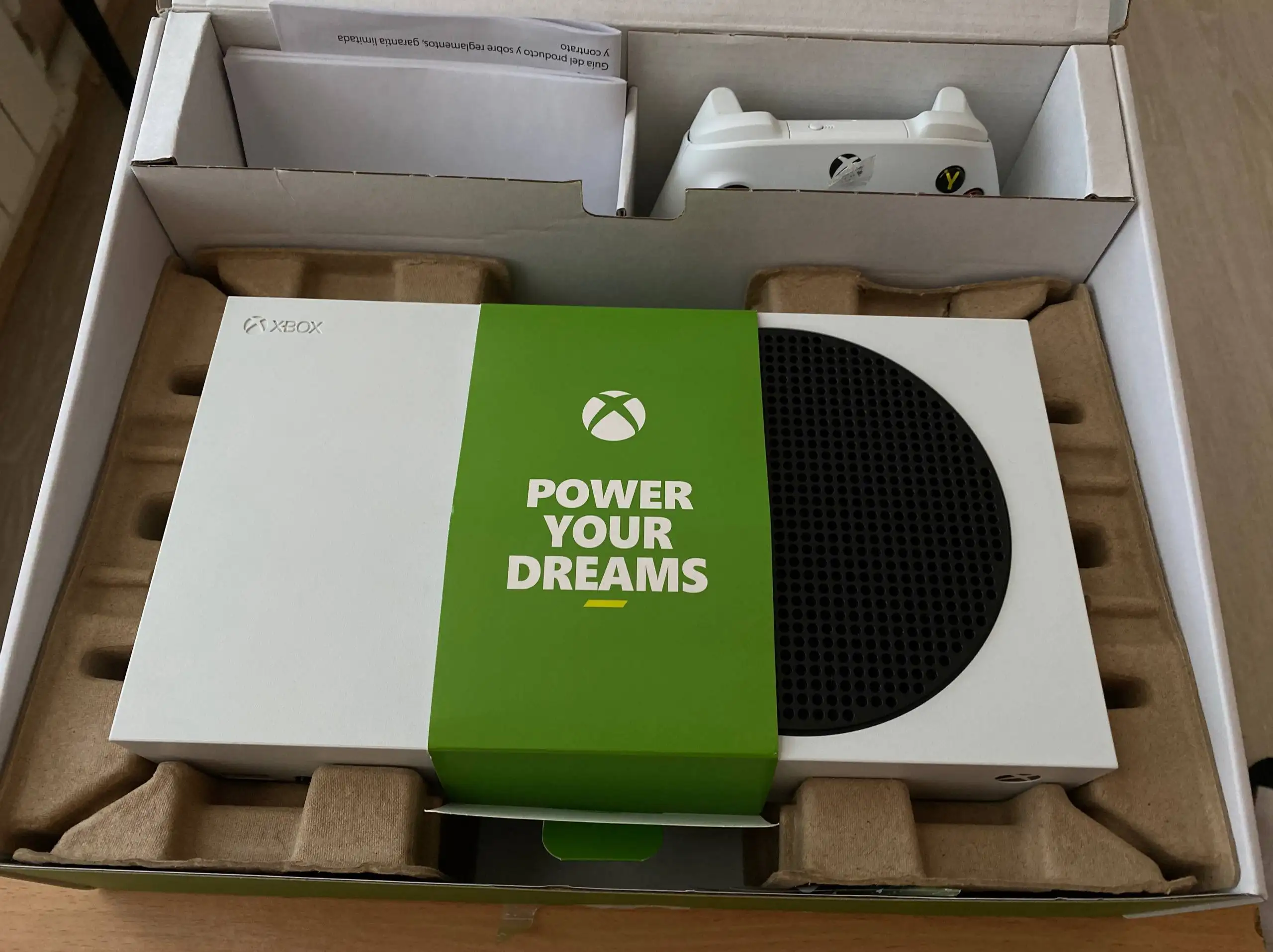 Продажа Xbox Series S 512ГБ и монитор Samsung 27" 100Гц - Игровые консоли (Электроника) в Махачкала