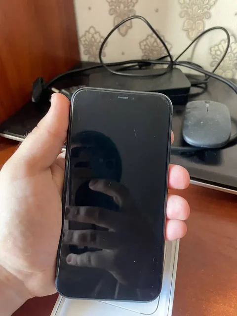 iPhone 11 64GB - Электроника в Махачкала
