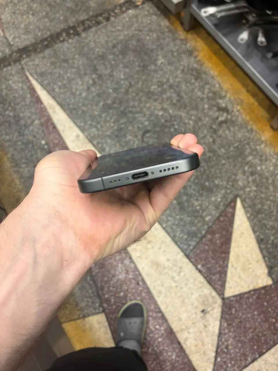 Продам IPhone 17 - null (Электроника) в Махачкала