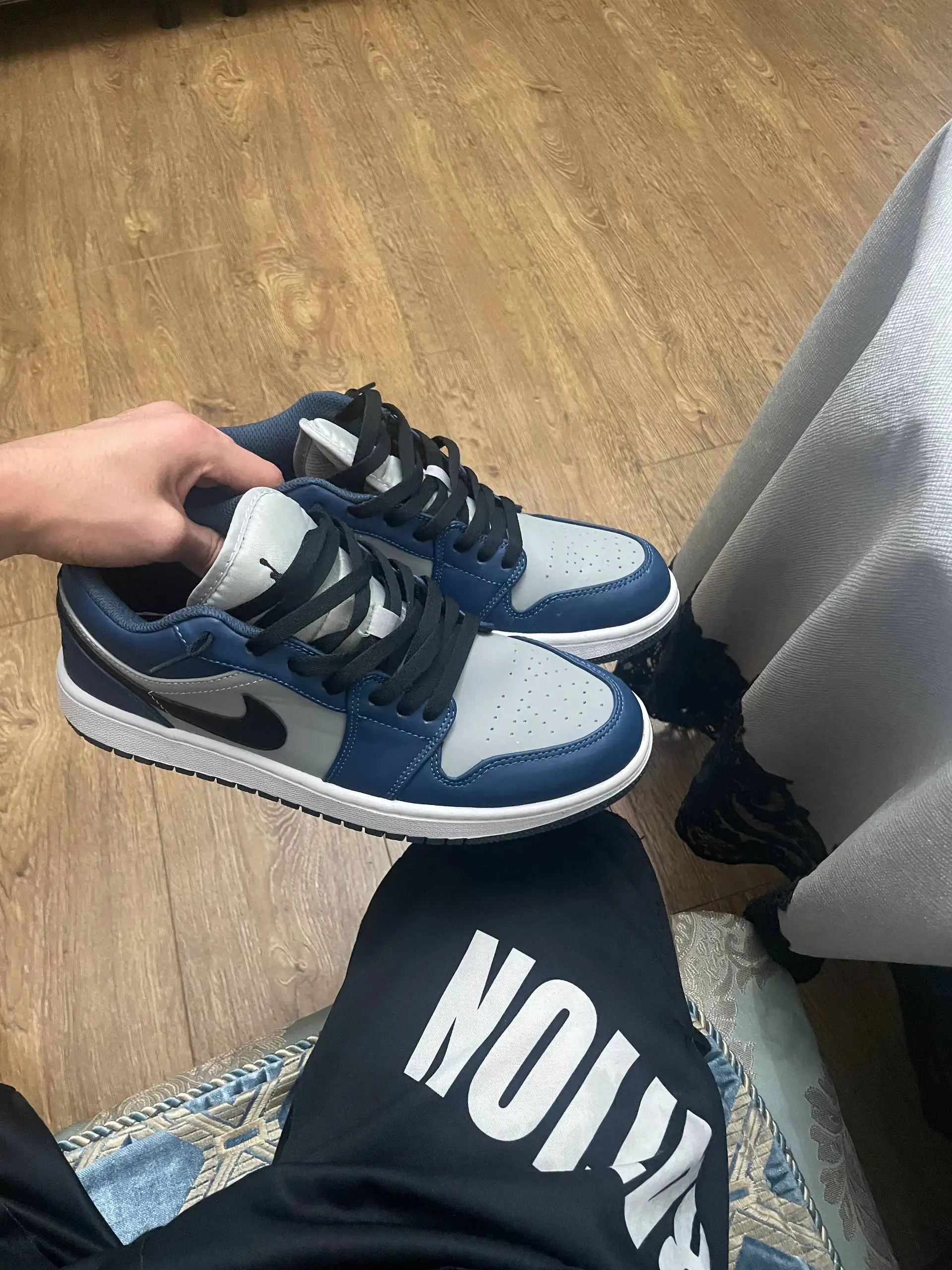 Продам кроссовки Nike Jordan - Обувь (Одежда) в Махачкала