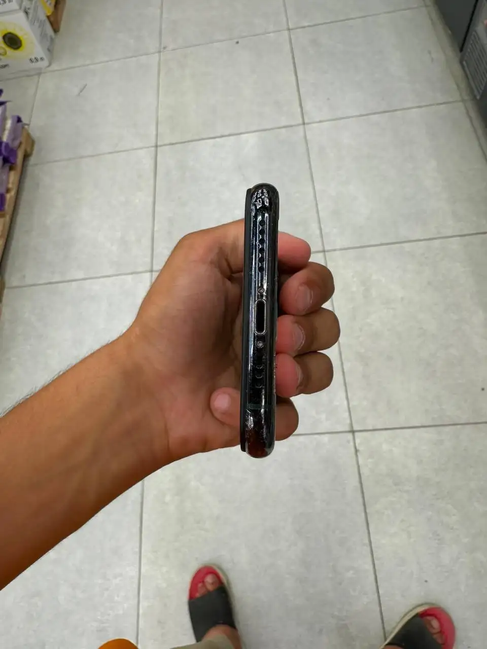 iPhone 11 Pro 256GB с повреждением Face ID - Смартфоны (Электроника) в Махачкала