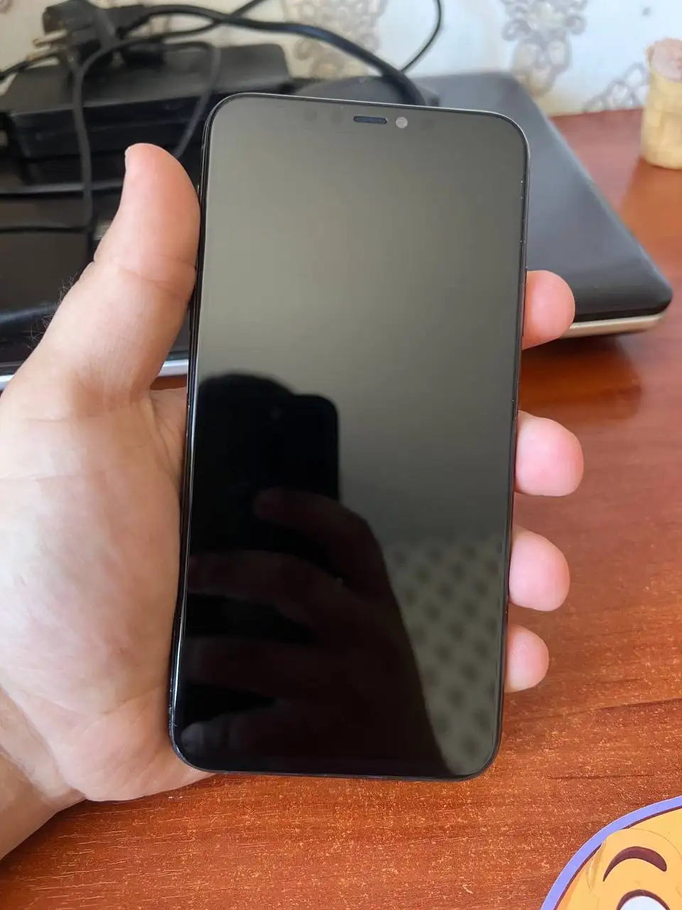 Продажа iPhone 11 Pro Max 64GB - Смартфоны и аксессуары (Электроника) в Махачкала