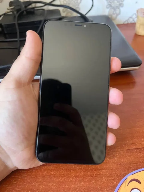Продажа iPhone 11 Pro Max 64GB - Часы в Махачкала