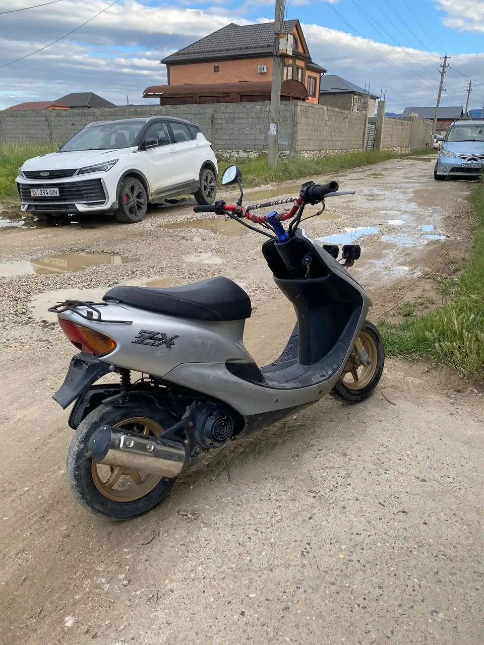 Установка магнитолы с камерой заднего вида - Автоэлектроника (Авто) в Махачкала