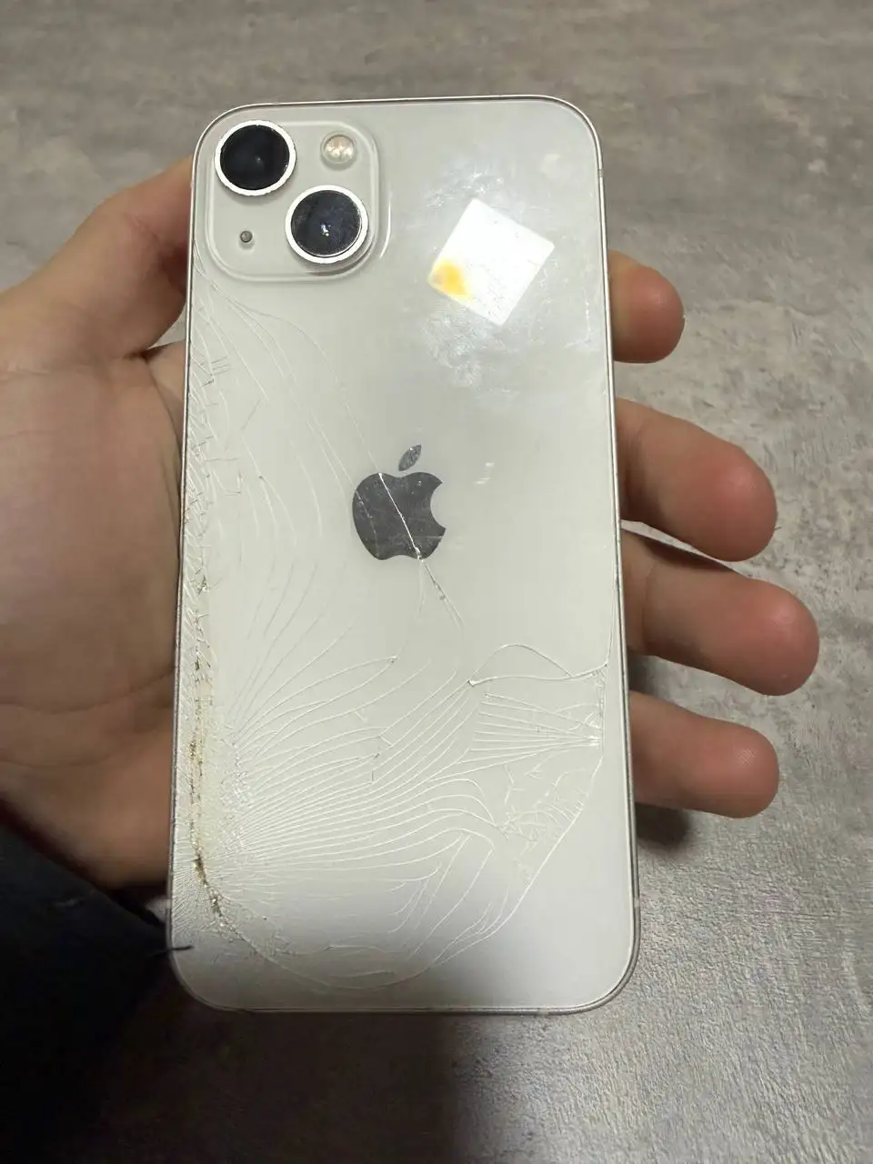 Обмен iPhone 13 Pro с доплатой - Мобильные телефоны (Электроника) в Махачкала
