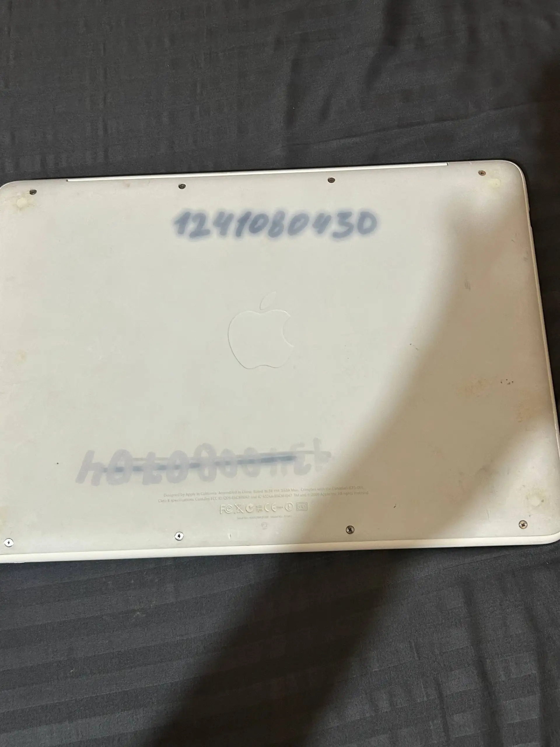 Продам MacBook 13 2010 - Ноутбуки (Электроника) в Махачкала