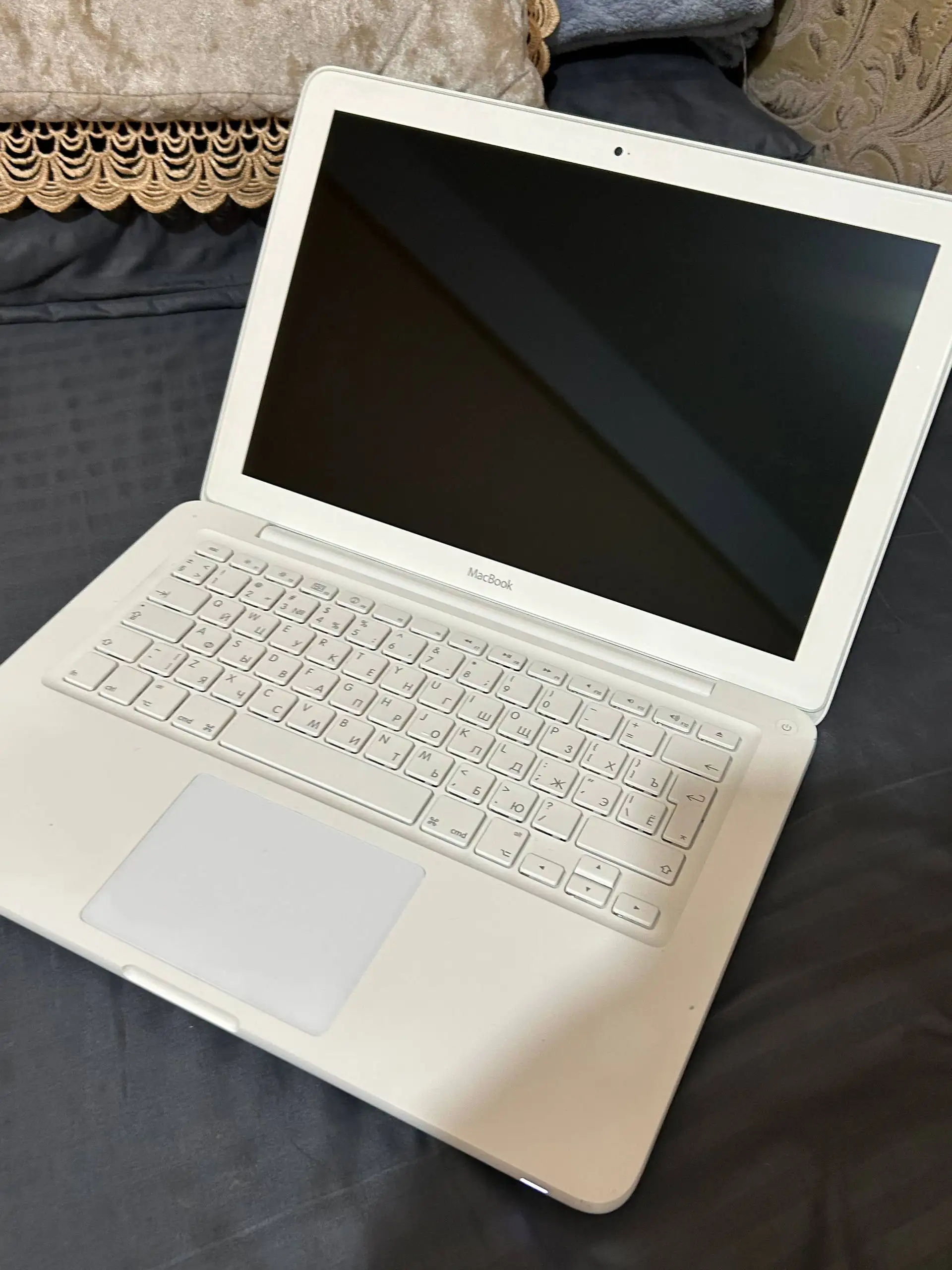 Продам MacBook 13 2010 - Ноутбуки (Электроника) в Махачкала
