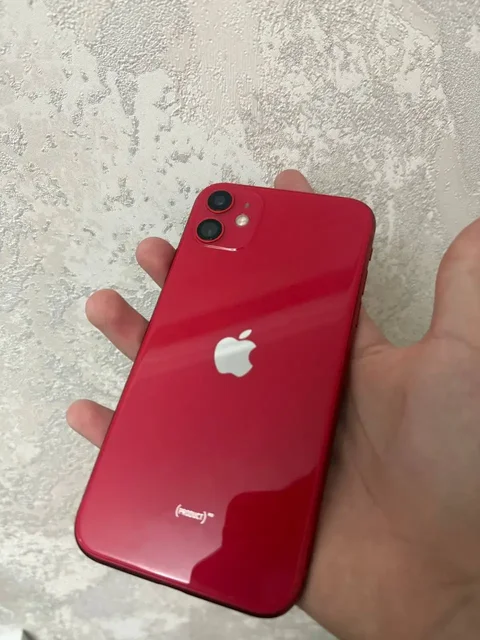iPhone 64GB аккумулятор 100% с нерабочим верхним динамиком - Телефоны и аксессуары в Махачкала