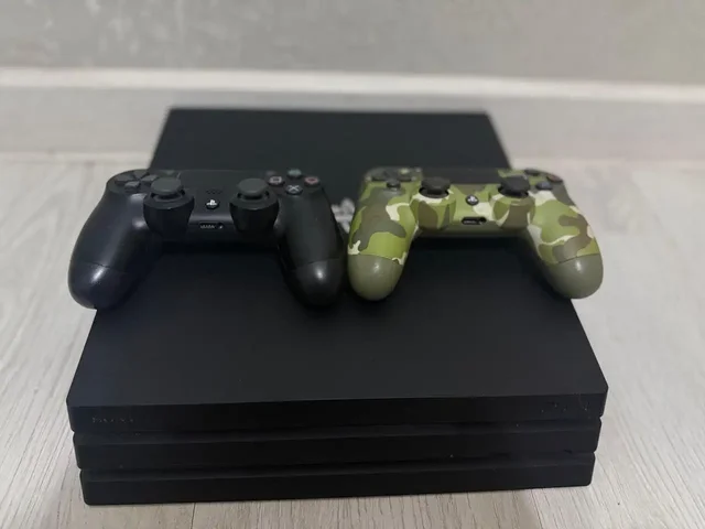 Sony PS4 Pro 1TB с играми - Телефоны в Махачкала