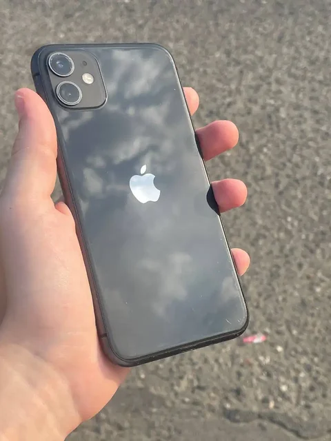 iPhone 11 128gb black SIM+ESIM - Телефоны в Махачкала
