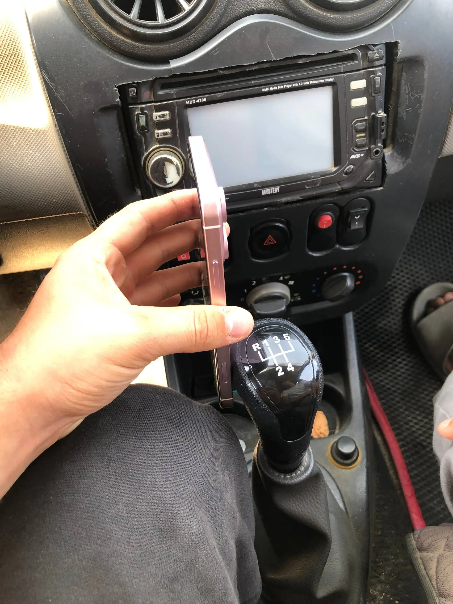 Продаю iPhone XR в корпусе 17 Pro 64 ГБ - Смартфоны (Электроника) в Махачкала