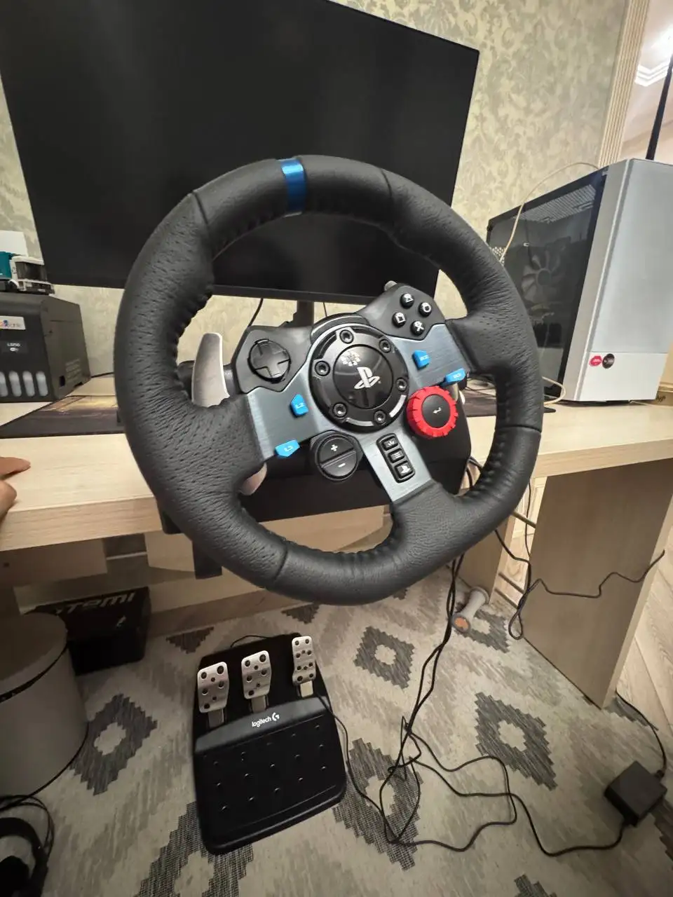 Logitech G29 руль с педалями - Игровые принадлежности (Электроника) в Махачкала