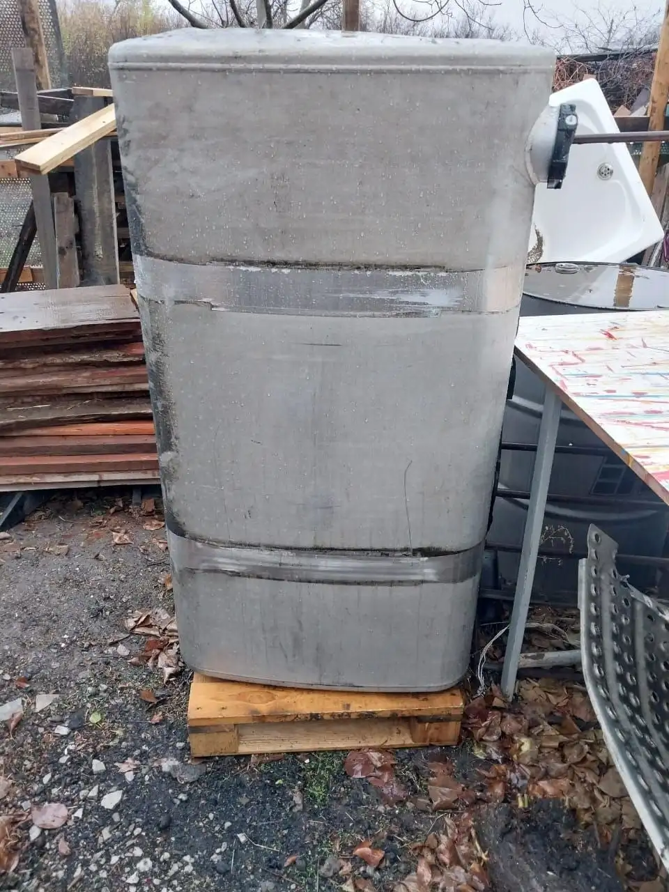 Продам бак на 600 литров - Хозяйственные товары (Барахолка) в Краснодар