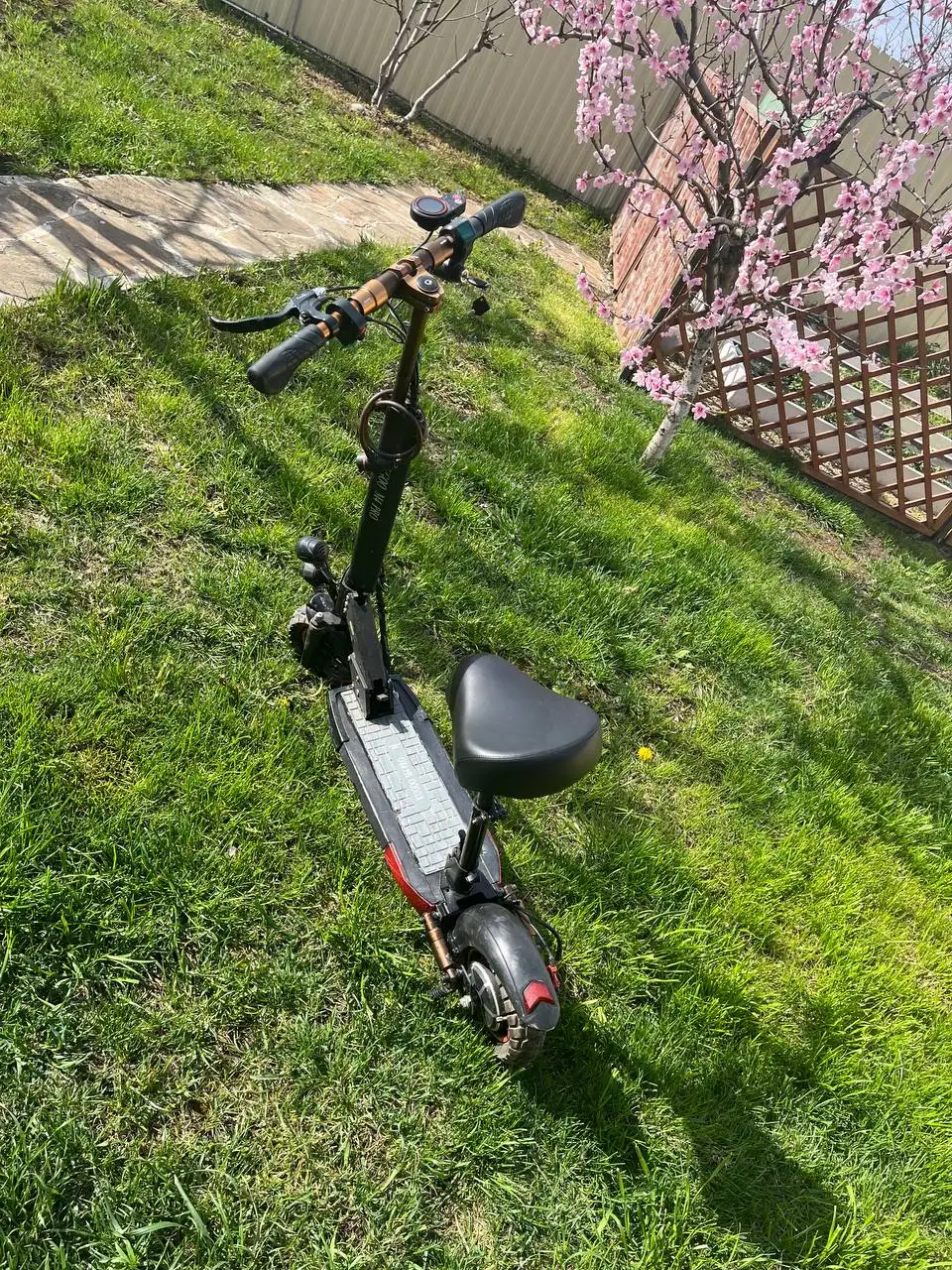 Продам Электросамокат Куго m4 pro - Электросамокаты (Электроника) в Краснодар