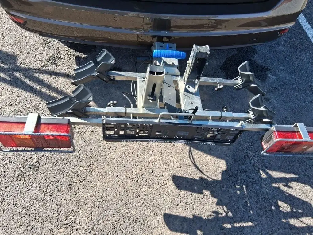 Продам прицепное устройство для перевозки велосипедов - Автоаксессуары (Барахолка) в Краснодар