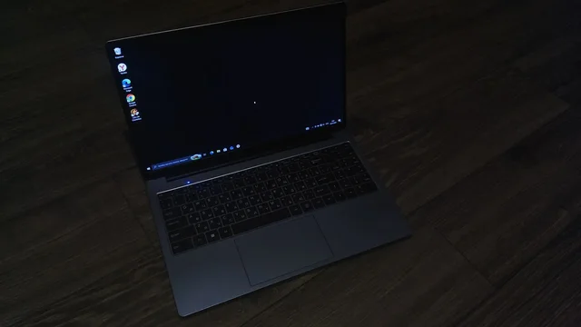 Ноутбук i5 5275u 16GB DDR3 SSD 500GB Intel Iris Graphics 6100 - Компьютерная техника в Краснодар