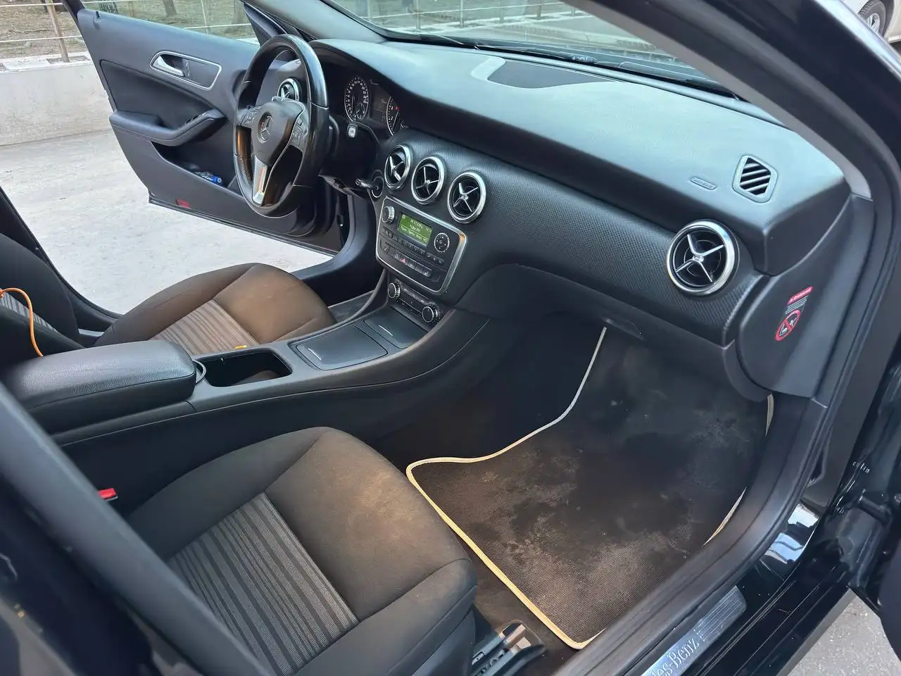 Продажа Mercedes A-Klasse 2014 года - Легковые автомобили (Авто) в Москва