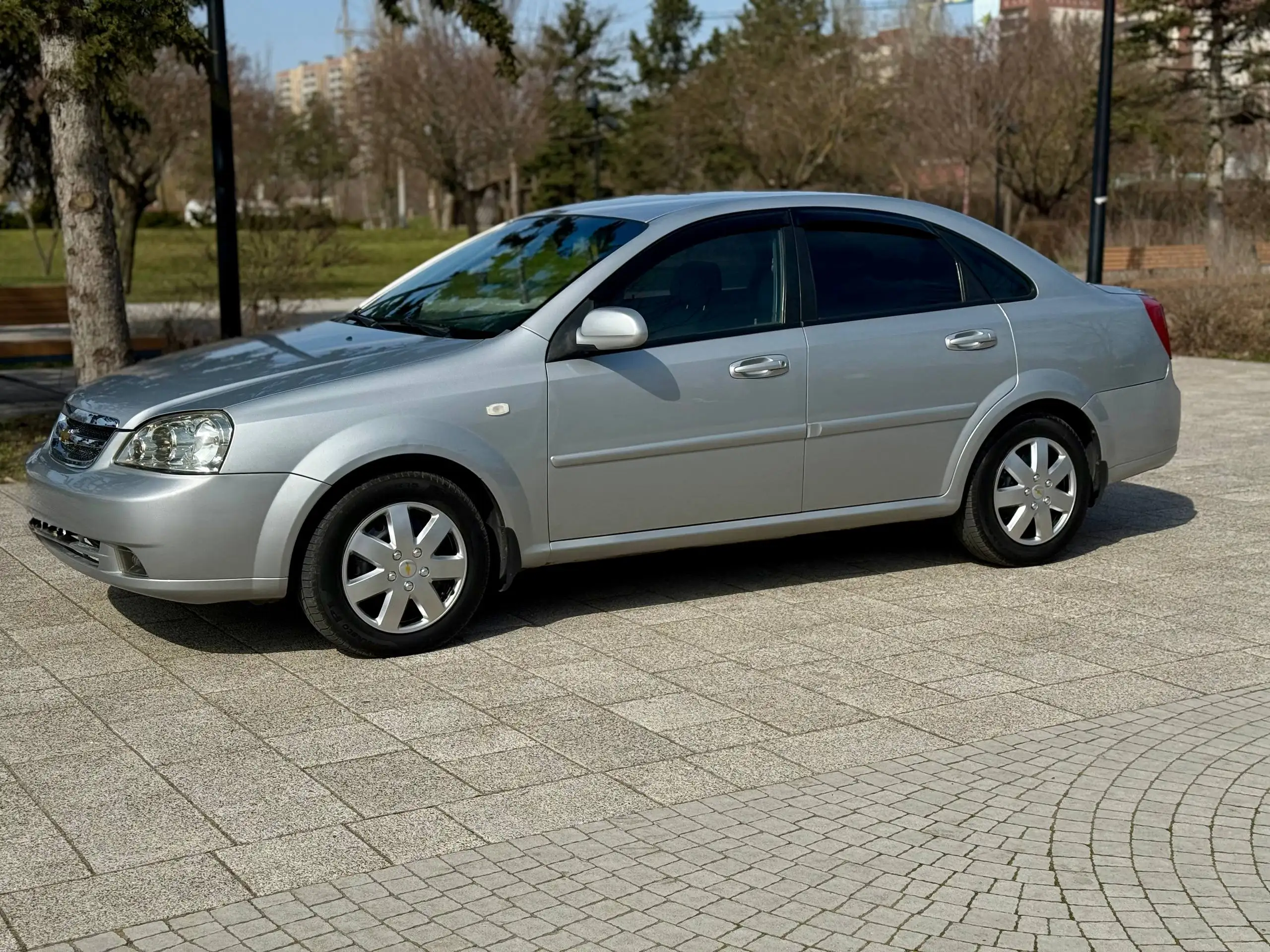 Продается Chevrolet Lacetti 2008 года - Авто в Мариуполь