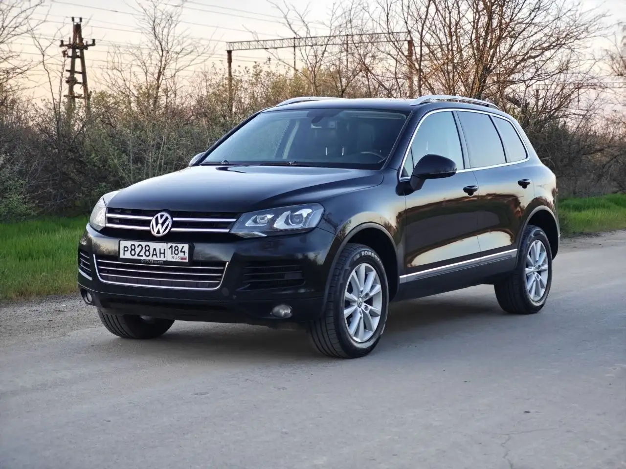 Volkswagen Touareg NF 2013 г.в. в идеальном состоянии - Авто в Геническ