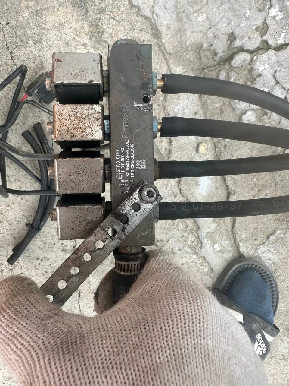 Метан полный комплект с Весты - Газобаллонное оборудование (ГБО) (Запчасти) в Краснодар