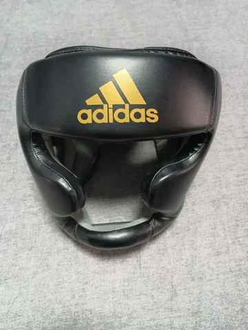 Шлем спортивный б/у - Парикмахерские принадлежности (Барахолка?) в Краснодар