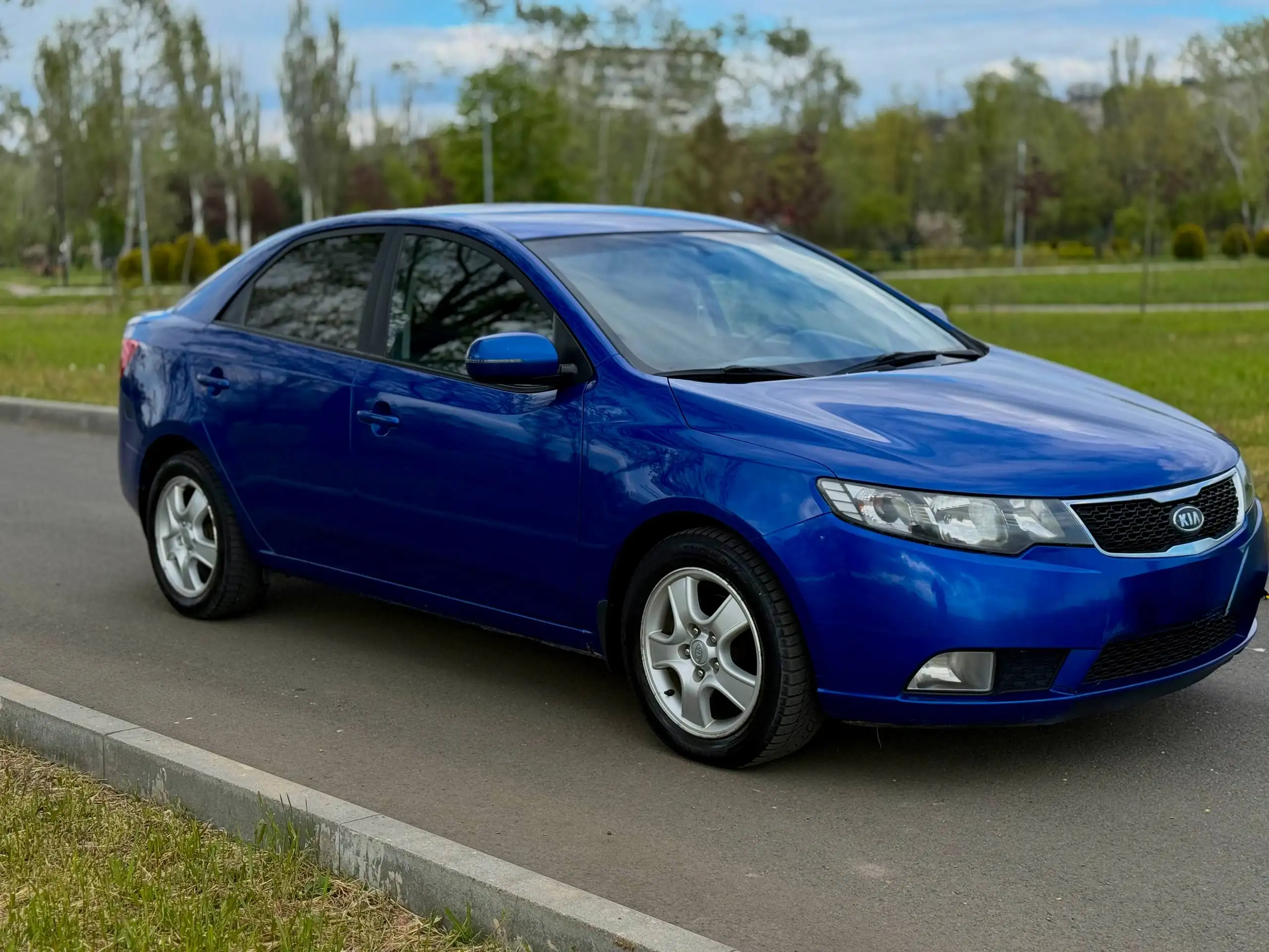 KIA Cerato 1.6, 2010 - Авто в Мариуполь