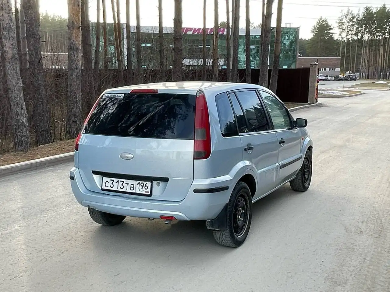 Ford Fusion 2004 в хорошем состоянии - Авто в Екатеринбург