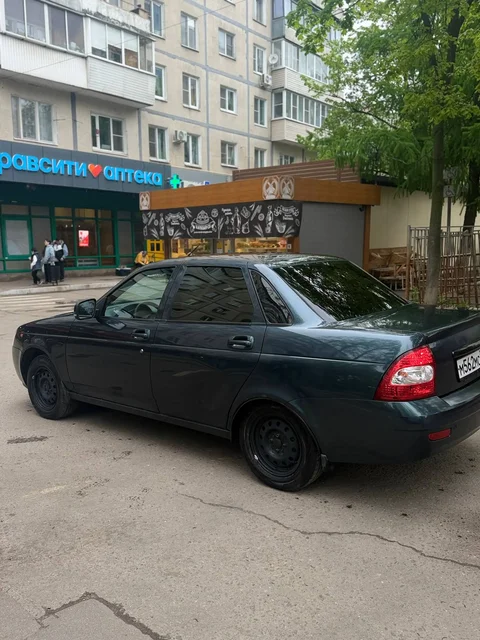 LADA Priora 2012 - Шины и колеса в Москва