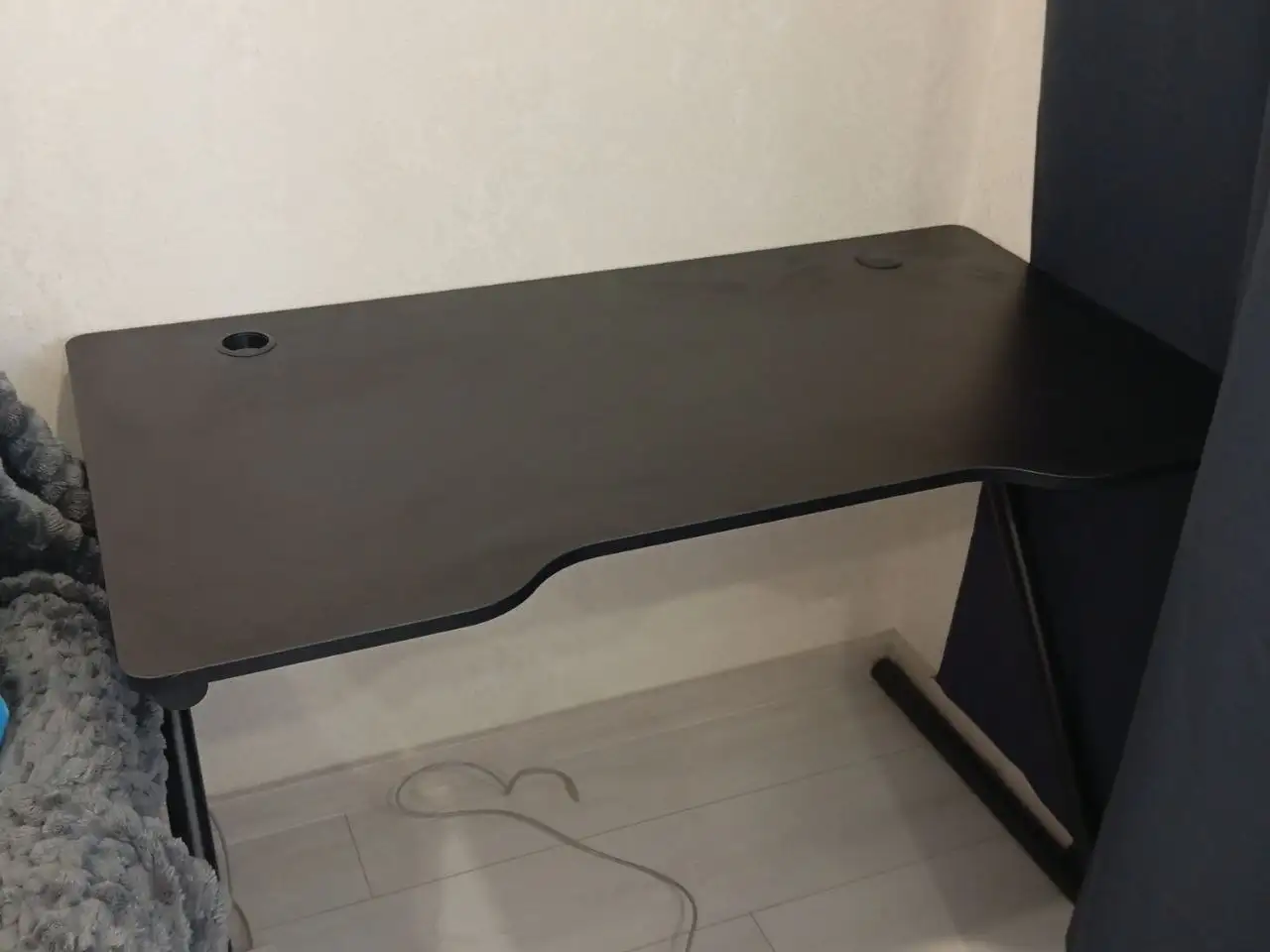 Игровой стол, кресло, мышка, клавиатура, наушники - Электроника в Краснодар
