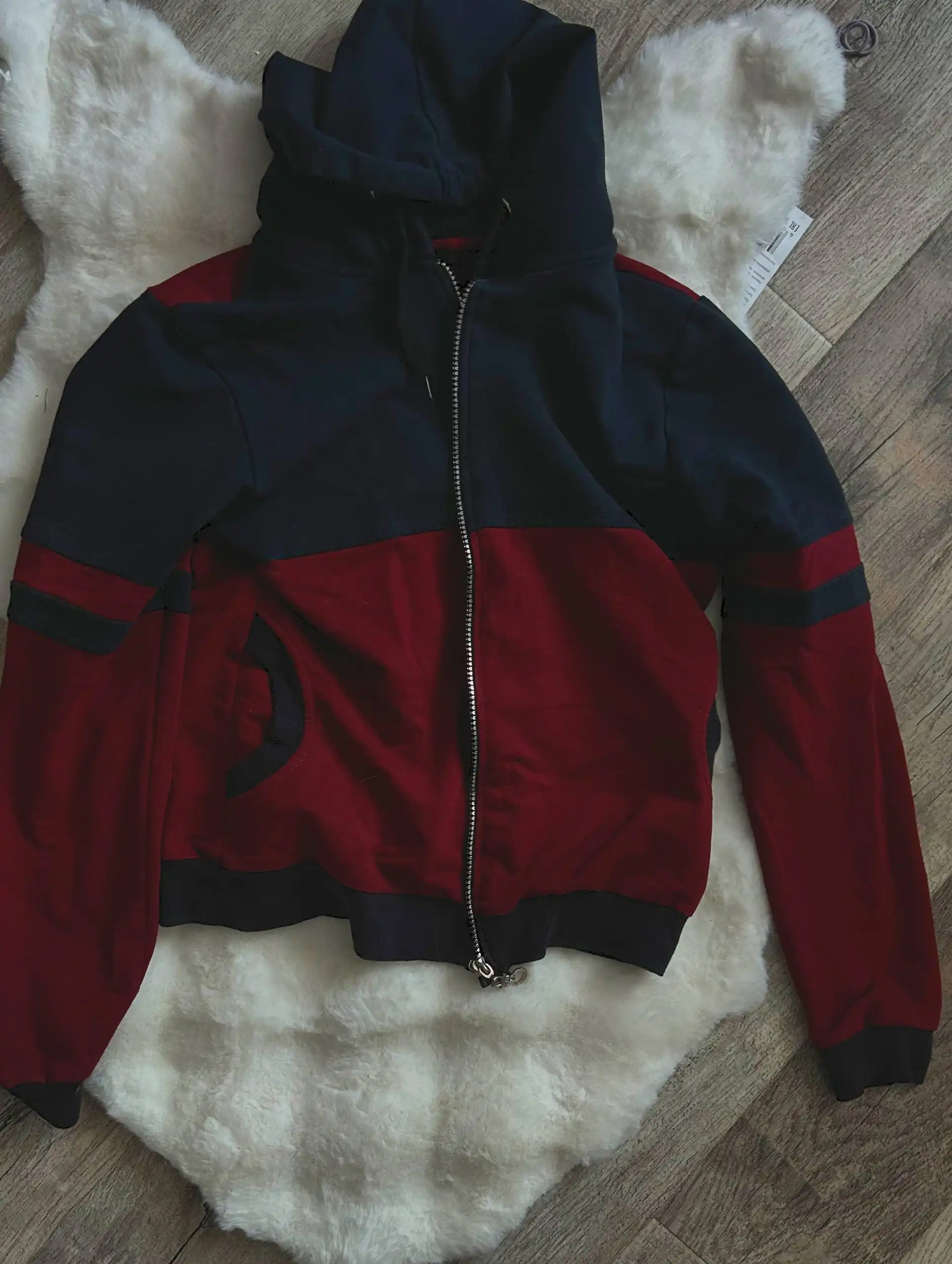 Продам женскую и мужскую одежду: боди, шорты, брюки, юбка, кофта, платье, штаны - Верхняя одежда и аксессуары (Одежда) в Самара